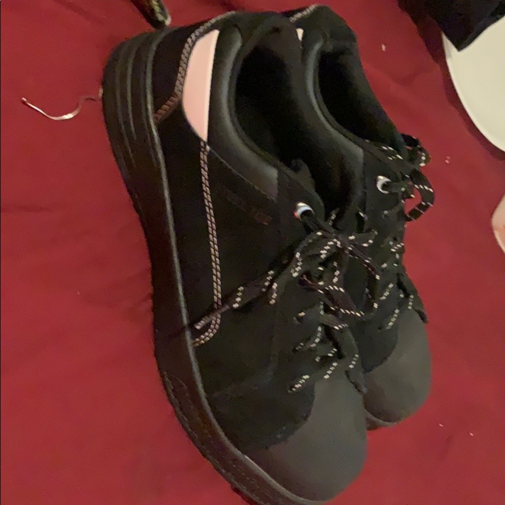 Steel toe boots